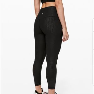 NWT LULULEMON ALIGN MONOCHROMIC BLACK SIZE 2